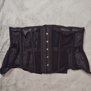 Plus Size Mesh Underbust Corset